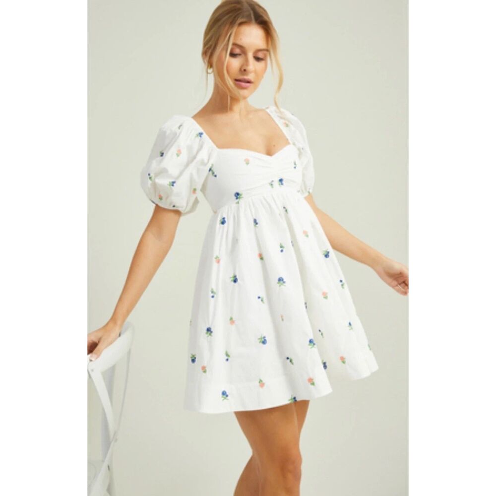 Altar'd State Renee Embroidered Floral Smocked White Mini Dress Size XS